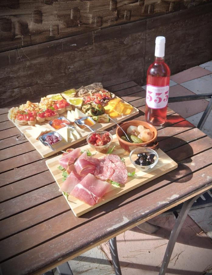 Agricamping Poggio Ai Pini Wine Camping 호텔 체르탈도 외부 사진