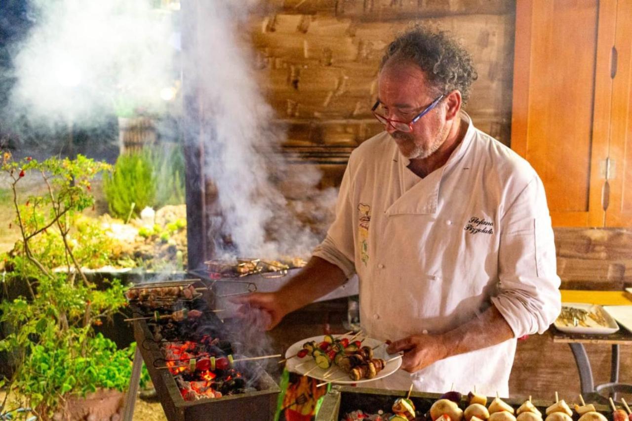 Agricamping Poggio Ai Pini Wine Camping 체르탈도 외부 사진